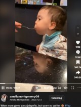 【海外発！Breaking News】ピリッと辛い“ハラペーニョ”を食べた男児、その表情に大爆笑（米）＜動画あり＞