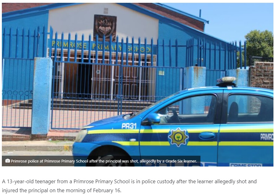 南アフリカの小学校で16日、13歳少年が校長に向けて銃を発砲。少年は殺人未遂の罪で逮捕された（『The Citizen　「Learner （13） allegedly shoots and injures Primrose school principal」』より）
