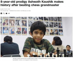 グランドマスターを破った史上最年少記録は約1か月前に更新されたばかりだったが、アシュワス君は前回の記録保持者より約5か月若かった（『CNN　「8-year-old prodigy Ashwath Kaushik makes history after beating chess grandmaster」（Carleton Lim/Singapore Chess Federation）』より）