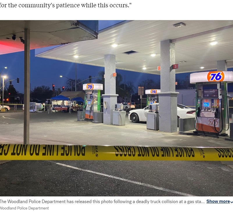 事故が起きた米カリフォルニア州のガソリンスタンド。駐車場の隅には屋台があり、亡くなった2歳のアイラーニちゃんは座ってタコスを食べていた（『ABC News　「3-year-old in driver’s seat of truck that fatally struck 2-year-old: Police」（Woodland Police Department）』より）