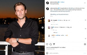 トロント出身のフォトグラファー、ジェイク・ローゼンバーグ氏。セレブのポートレートのほか、有名ブランドの広告も担当している（『Jake Rosenberg　Instagram「Congratulations ＠breitling on the launch of an icon」』より）