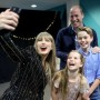 【イタすぎるセレブ達】ウィリアム皇太子、誕生日に子ども達とテイラー・スウィフトの公演へ　ノリノリで踊る姿が公開